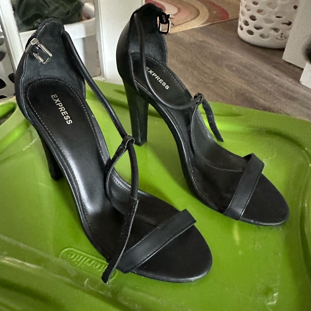 Express stiletto